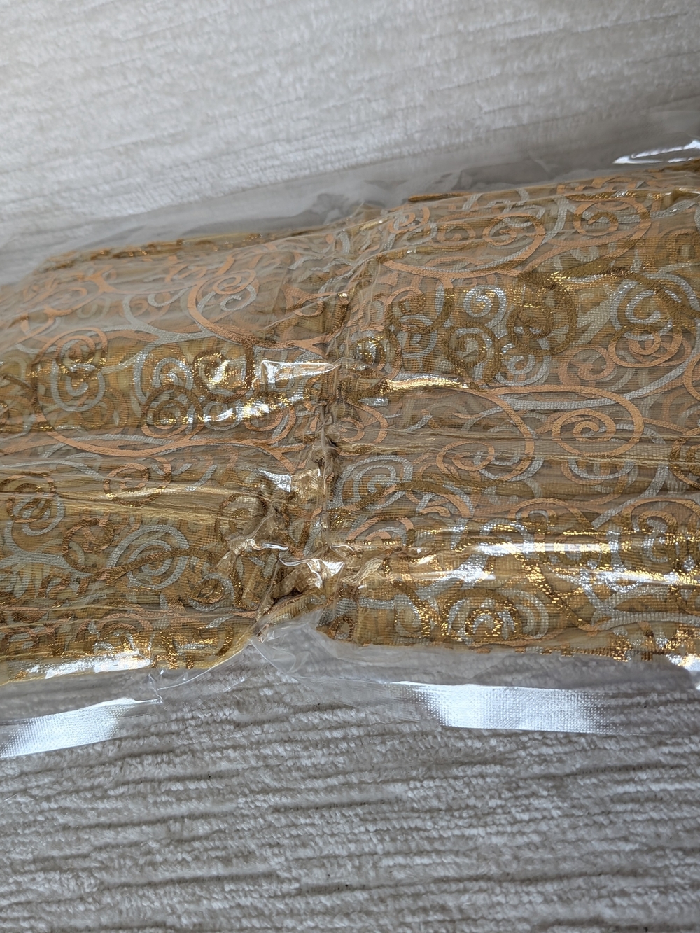 Gold Metallic Swirl Organza Bags 100 Pk 3"X4" Drawstring Closure Vacuum Sealed - Picture 3 of 7
